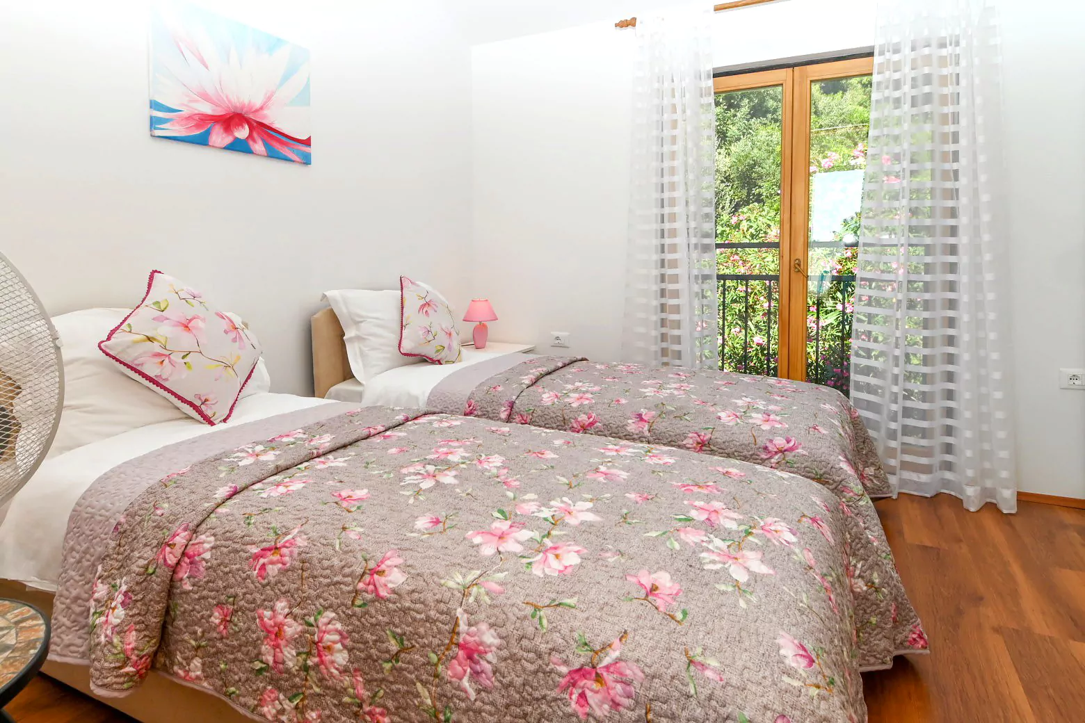 2 Bedroom